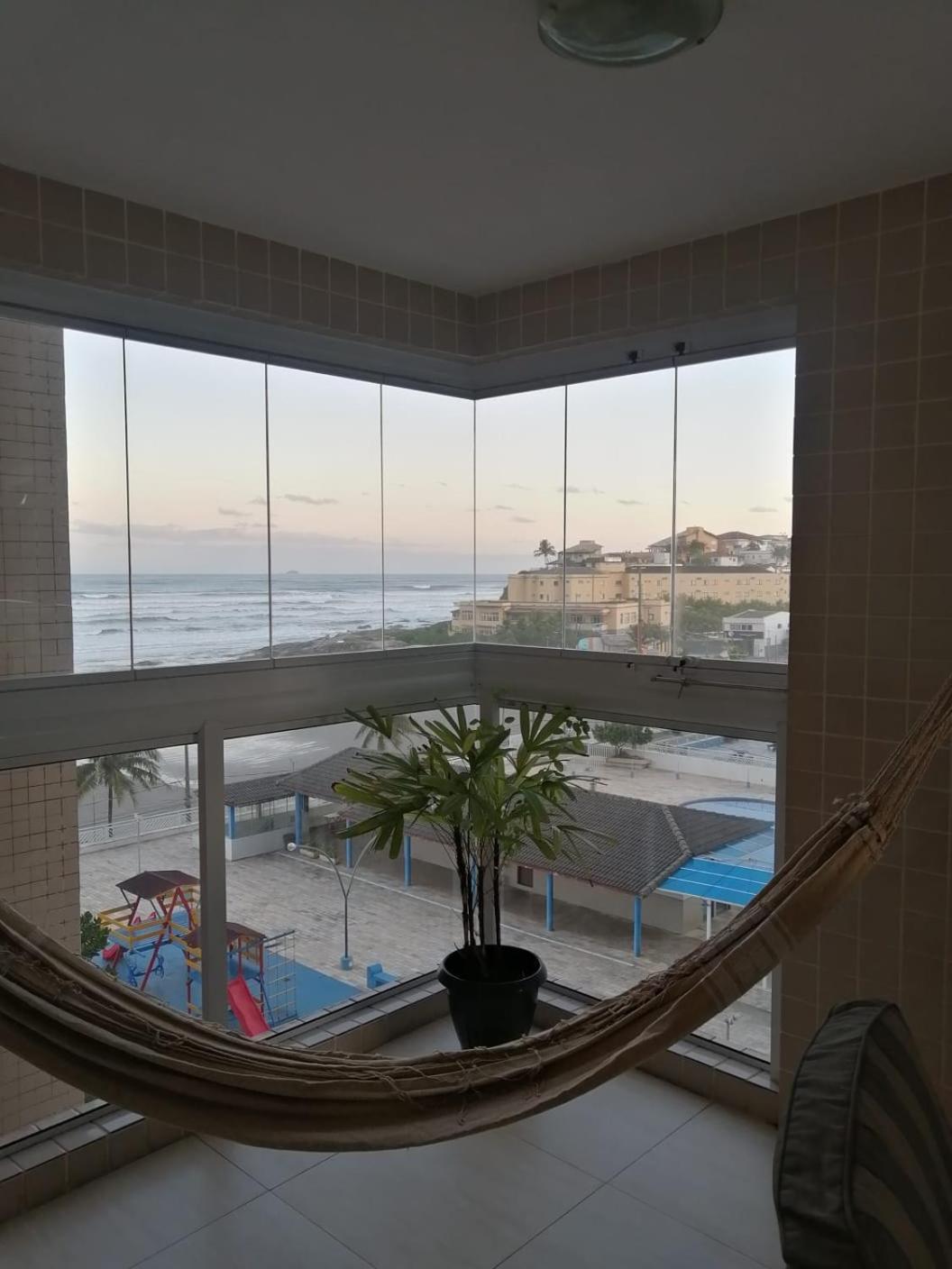 Apartamento, Ampla Sacada Com Vista Para O Mar! Itanhaém Kültér fotó