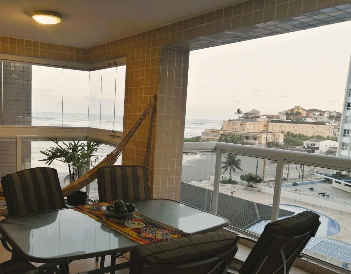 Apartamento, Ampla Sacada Com Vista Para O Mar! Itanhaém Kültér fotó